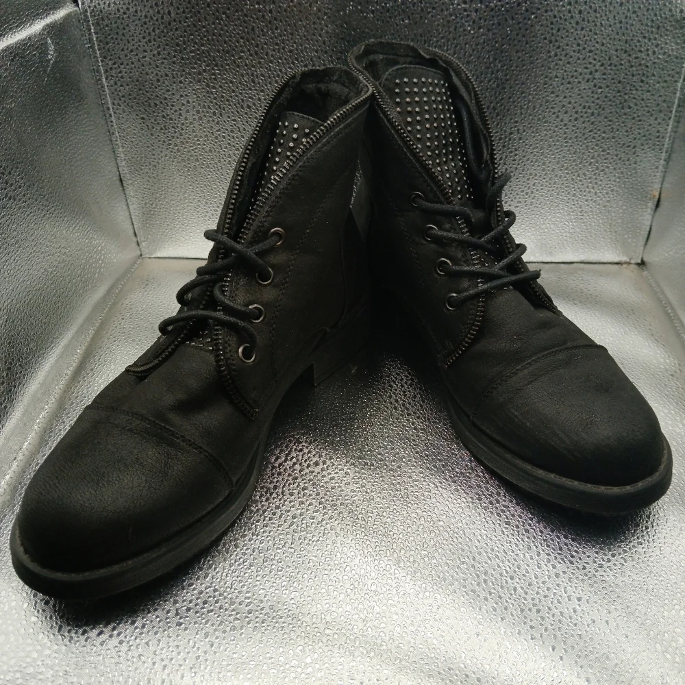 Maurices Black Lace-Up Boots Women's Size 8.5